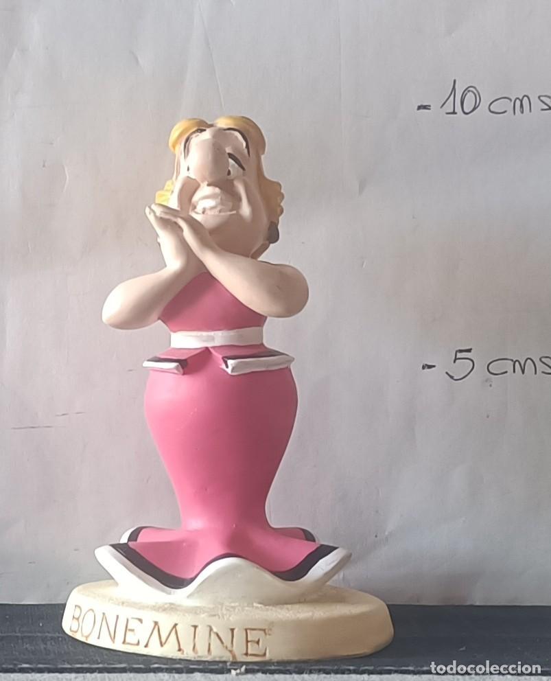 C&oacute;mics: Figura Resina Karabella La Gaule et l'Empire Romain avec Ast&eacute;rix 14 Atlas Plastoy
