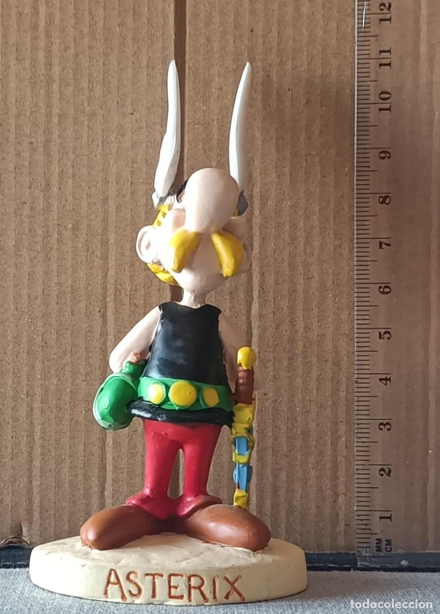C&oacute;mics: Figura Resina Ast&eacute;rix La Gaule et l'Empire Romain avec Ast&eacute;rix 1 Atlas Plastoy