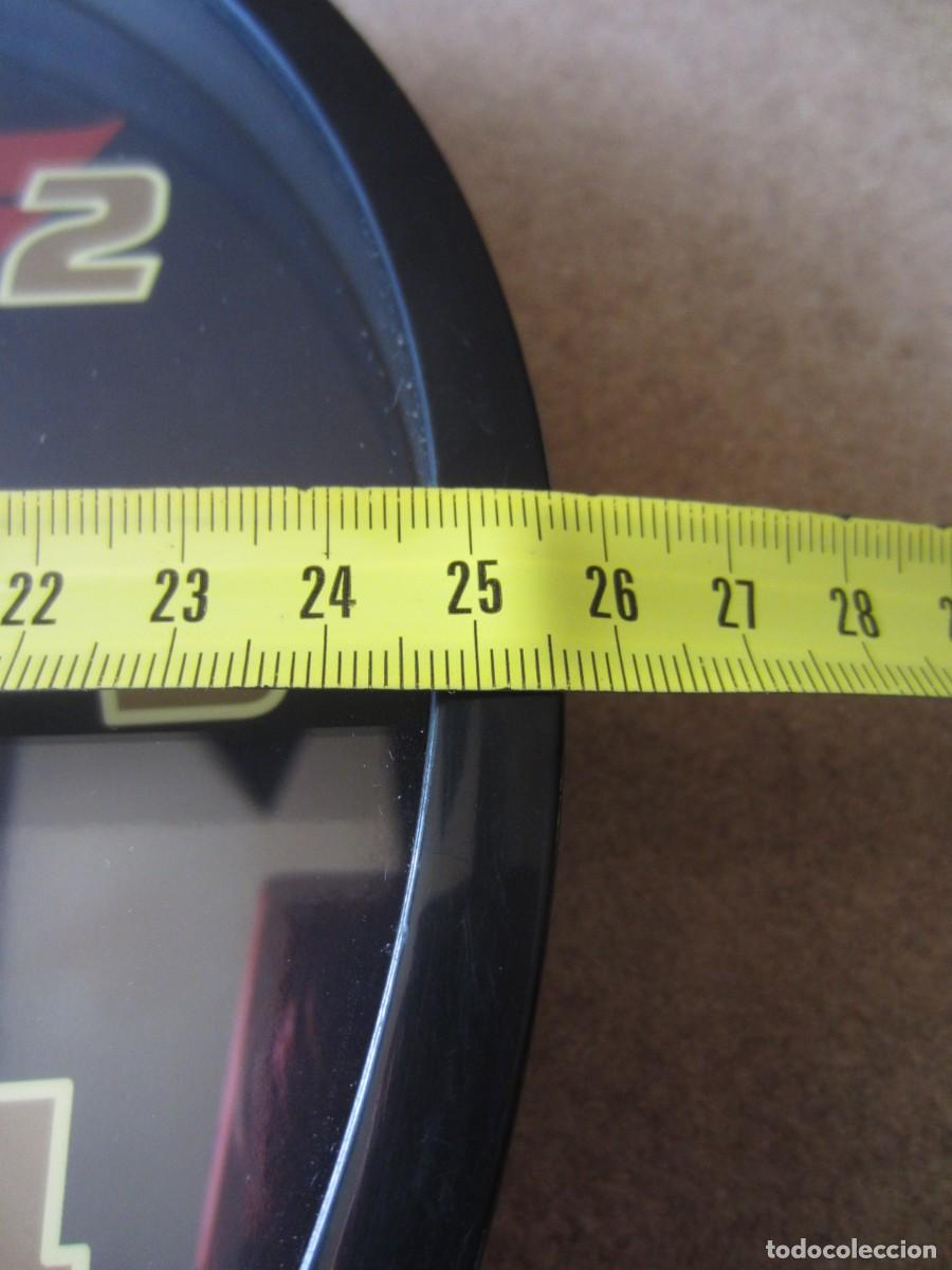 C&oacute;mics: Reloj de Pared Captain Marvel (Miniso) - Foto 15