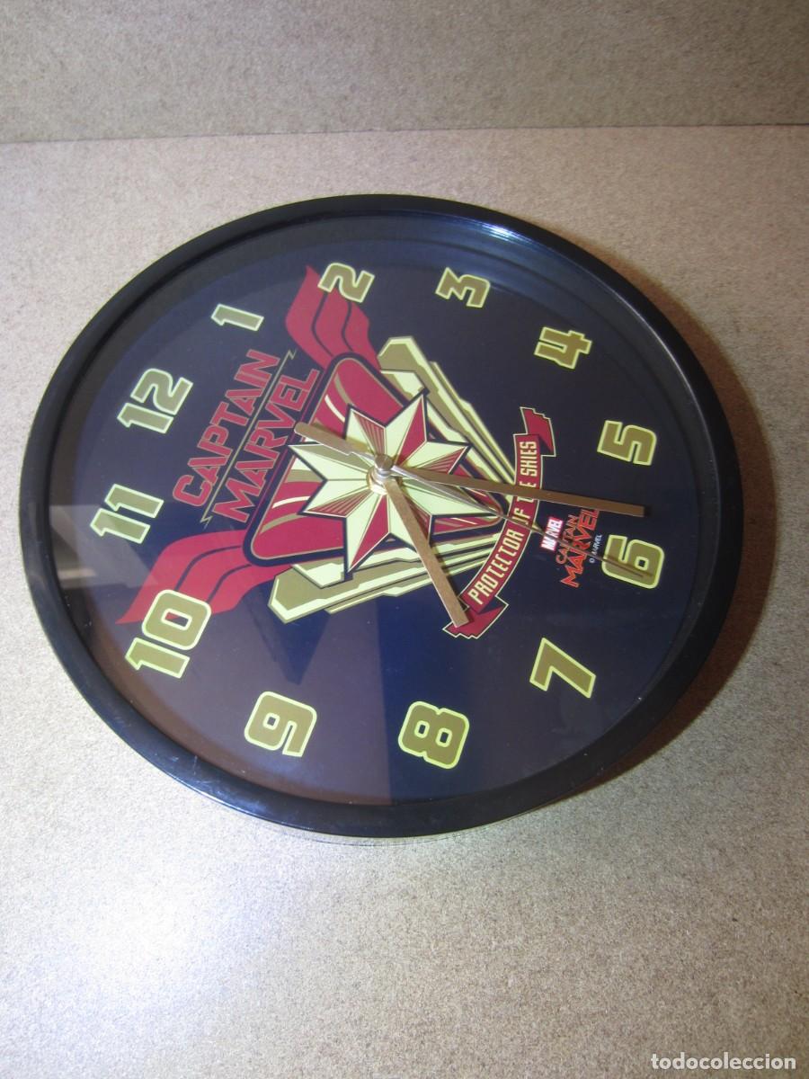 C&oacute;mics: Reloj de Pared Captain Marvel (Miniso) - Foto 17