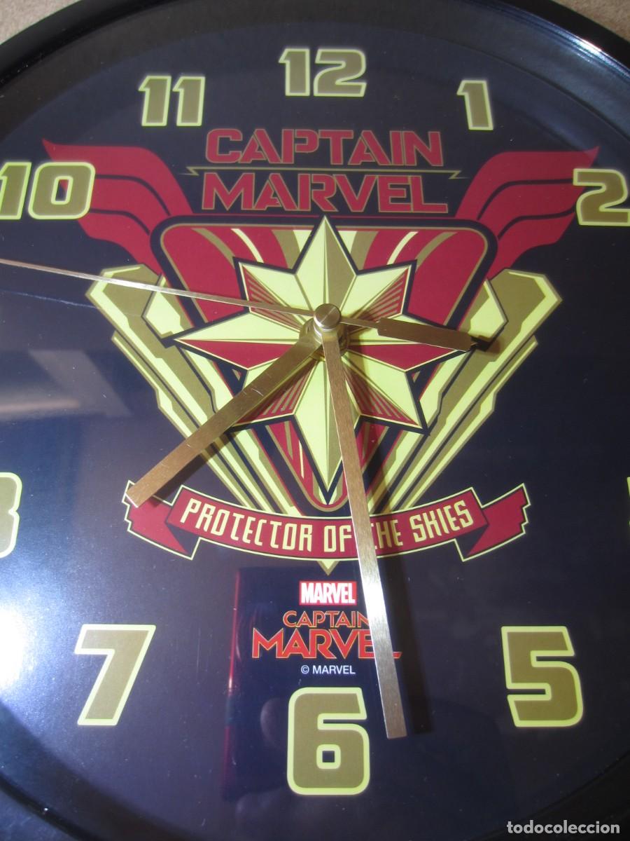 C&oacute;mics: Reloj de Pared Captain Marvel (Miniso) - Foto 20