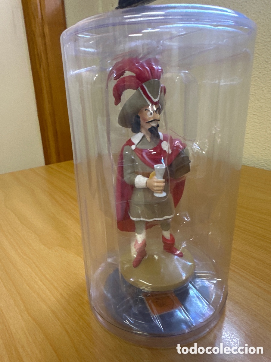 Comics : Figura Tint&iacute;n resina