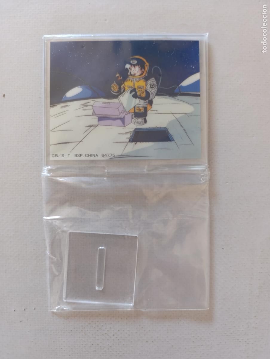 C&oacute;mics: SOPORTE ACRILICO DRAGON BALL Z - GOKU ASTRONAUTA - BANDAI ICHIBAN KUJI (GI)