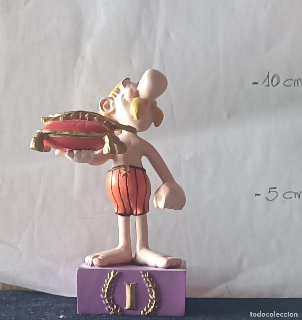 C&oacute;mics: Figura Resina Ast&eacute;rix Juegos Ol&iacute;mpicos La Gaule et l'Empire Romain avec Ast&eacute;rix 43 Atlas Plastoy