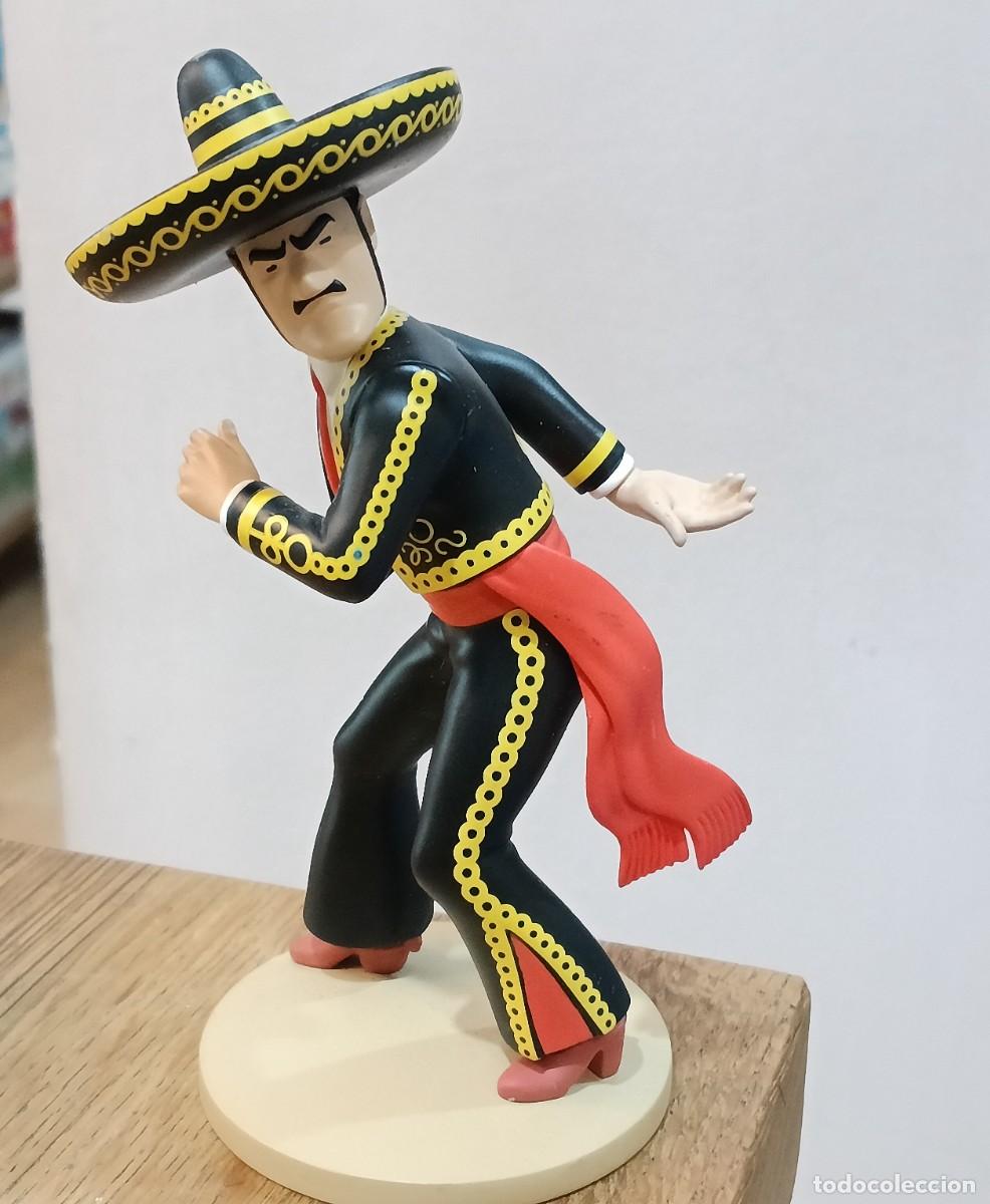 Fumetti: Figura General Alc&aacute;zar lanzador cuchillos. Tint&iacute;n. Colecci&oacute;n oficial. Las 7 bolas de cristal. 2011