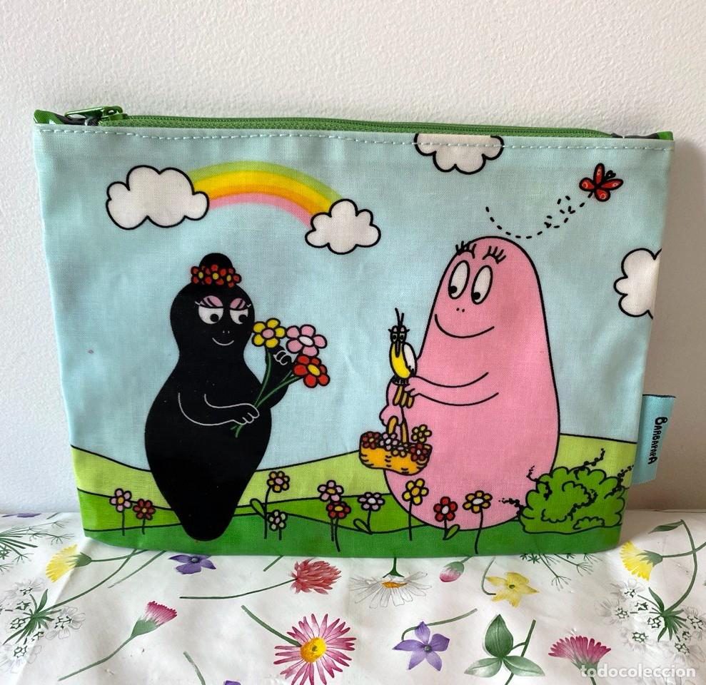 C&oacute;mics: NECESER ESTUCHE DIBUJOS ANIMADOS BARBAPAPA. PETIT JOUR PARIS. TELA PLASTIFICADA - 22,5 X 17,5 CM