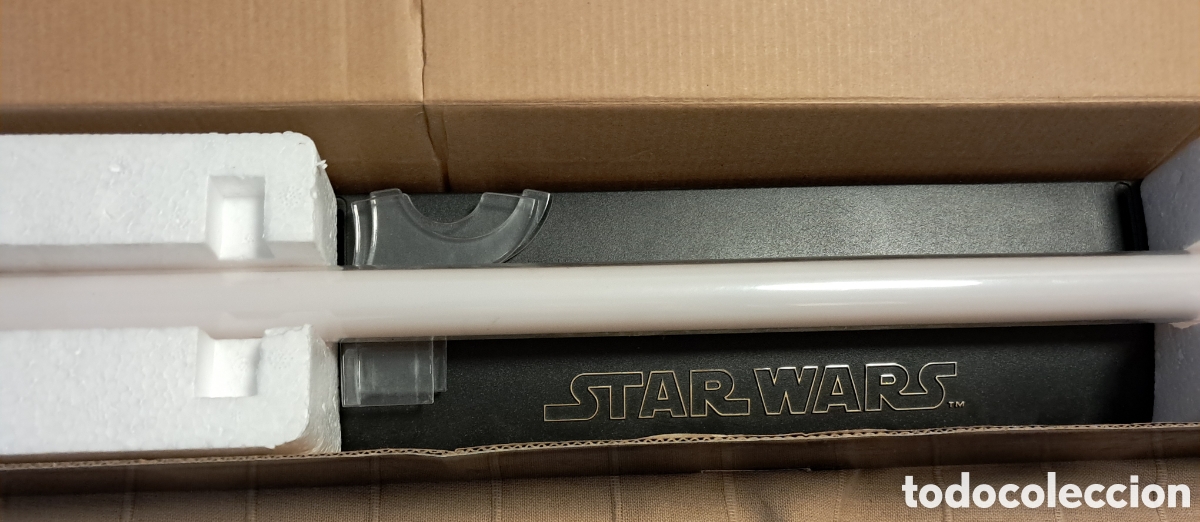 C&oacute;mics: Star Wars Darth Vader Force FX Lightsaber - Foto 4