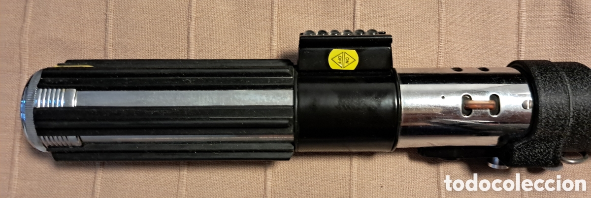 C&oacute;mics: Star Wars Darth Vader Force FX Lightsaber - Foto 5