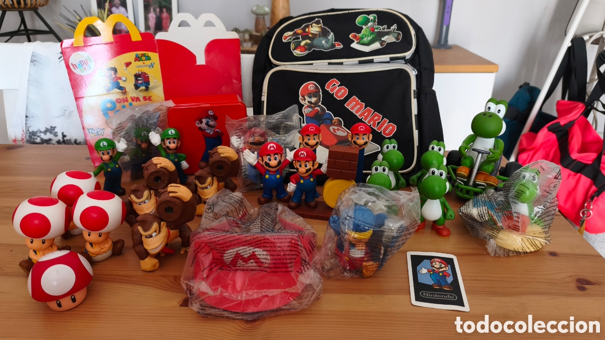 C&oacute;mics: Lote figuras y merchandising Super Mario Bros Nintendo