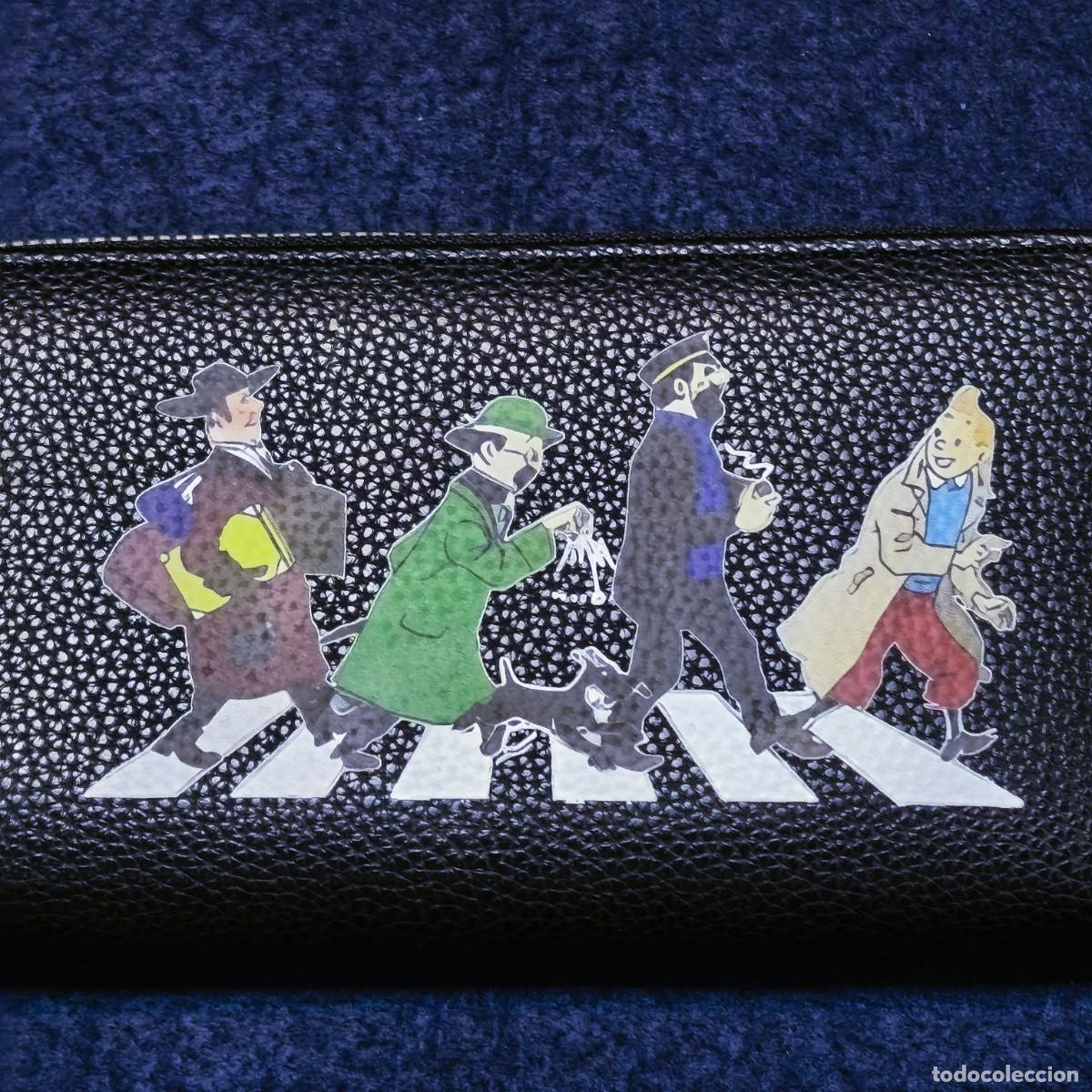 Comics: CARTERA TINTIN Y AMIGOS NEGRA. MED. X CMS