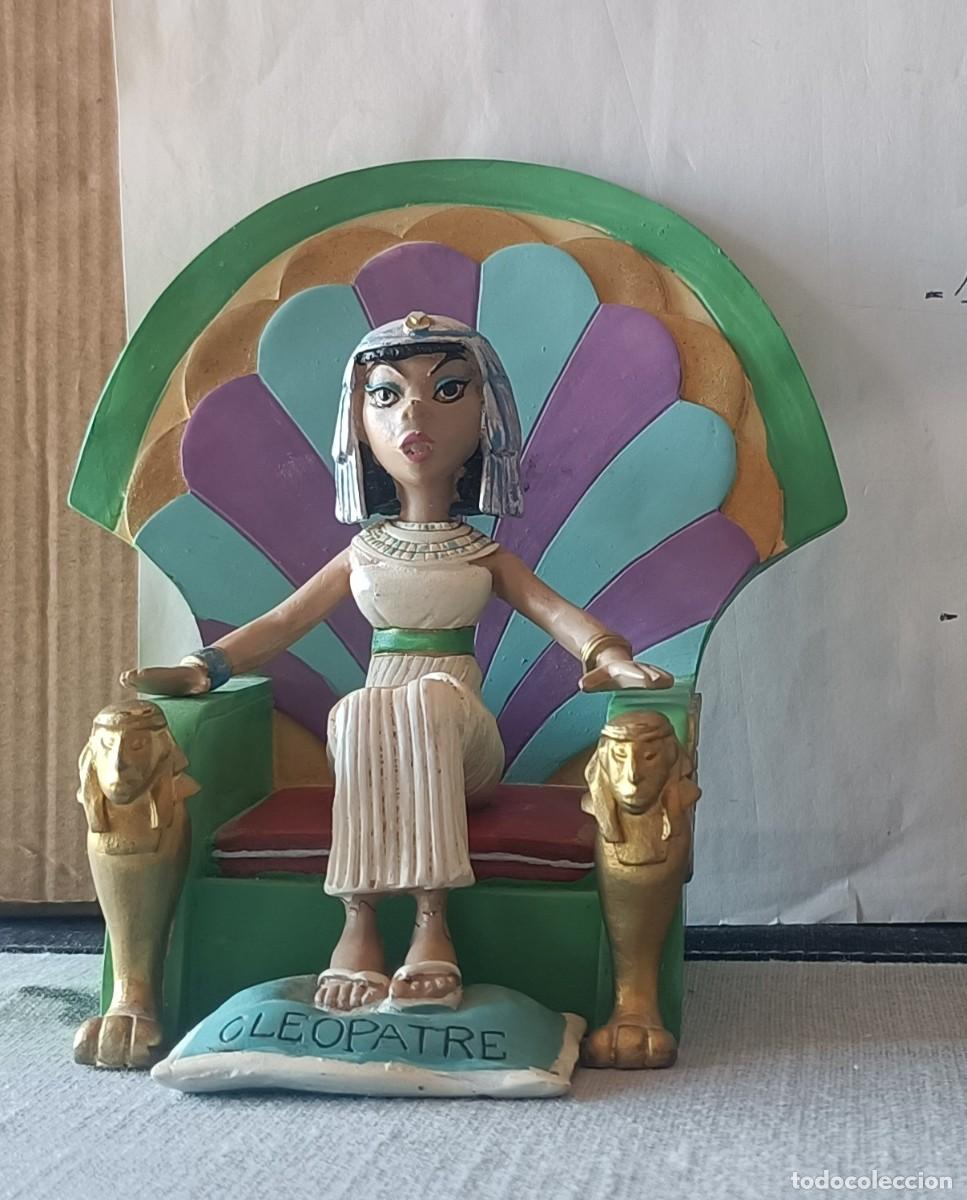 C&oacute;mics: Figura Resina Cleopatra La Gaule et l'Empire Romain avec Ast&eacute;rix 26 Atlas Plastoy