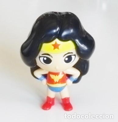 C&oacute;mics: FIGURA WONDER WOMAN - PERSONAJE DE C&Oacute;MIC Y CINE SUPERHERO&Iacute;NA - JUGUETE BURGER KING MU&Ntilde;ECA CABEZONA