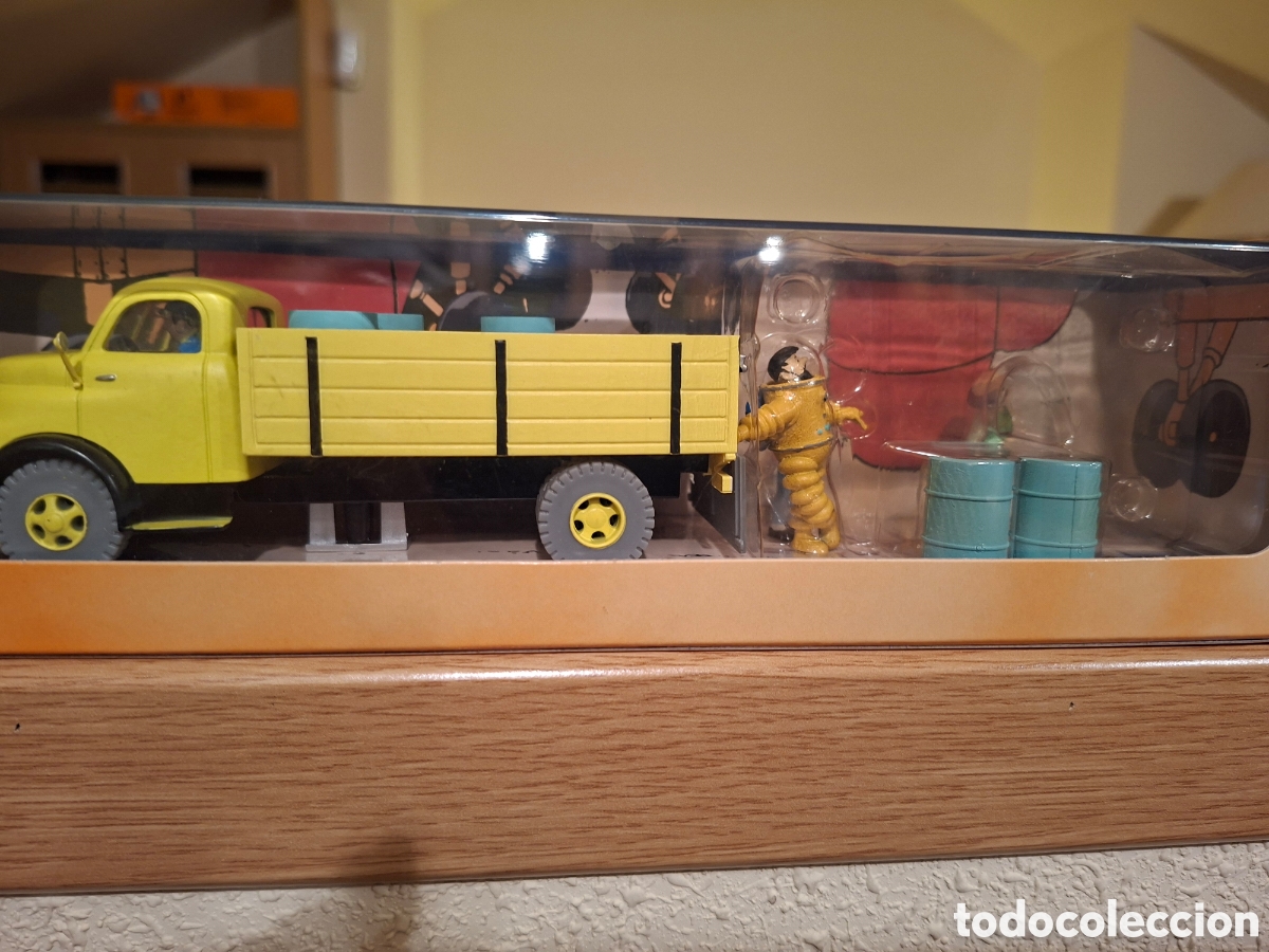 C&oacute;mics: COCHE TINTIN &rdquo;LE CAMION JAUNE DE LA BASE&rdquo;, ref 29104 tintin transports