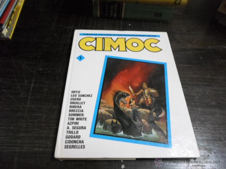 C&oacute;mics: Cimoc, n&ordm; 1, Contiene los numeros 9, 10, y 11 - Foto 1