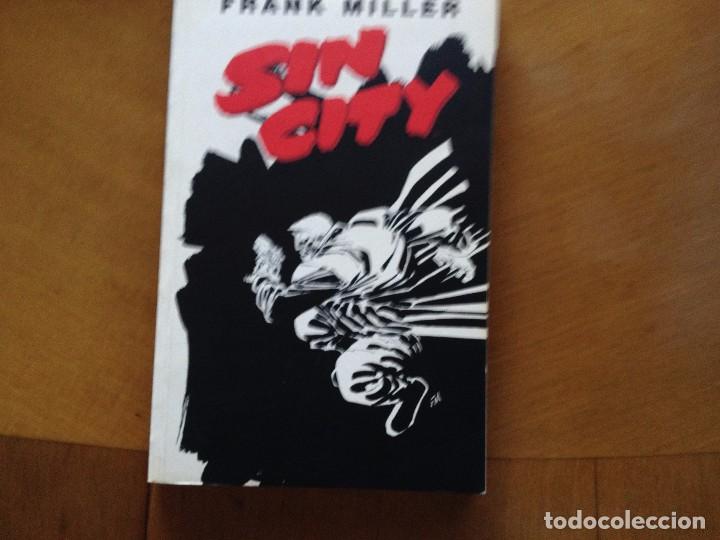 C&oacute;mics: SIN CITY - FRANK MILLER - C&Oacute;DIGO VENDEDOR: ed_balada - Foto 1