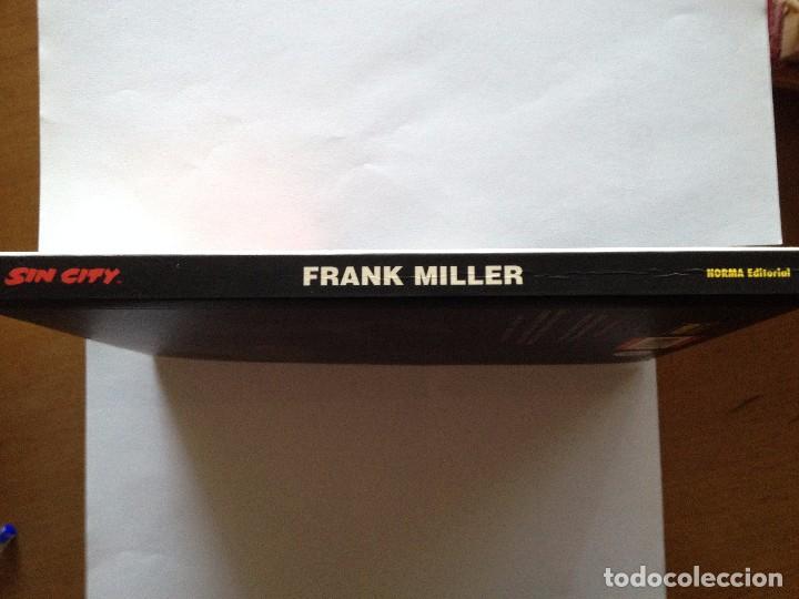 C&oacute;mics: SIN CITY - FRANK MILLER - C&Oacute;DIGO VENDEDOR: ed_balada - Foto 2