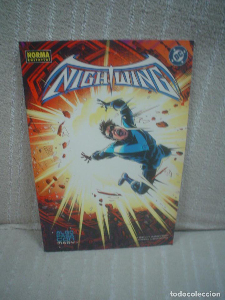 C&oacute;mics: NIGHTWING - ALGO PASA CON MARY - Foto 1