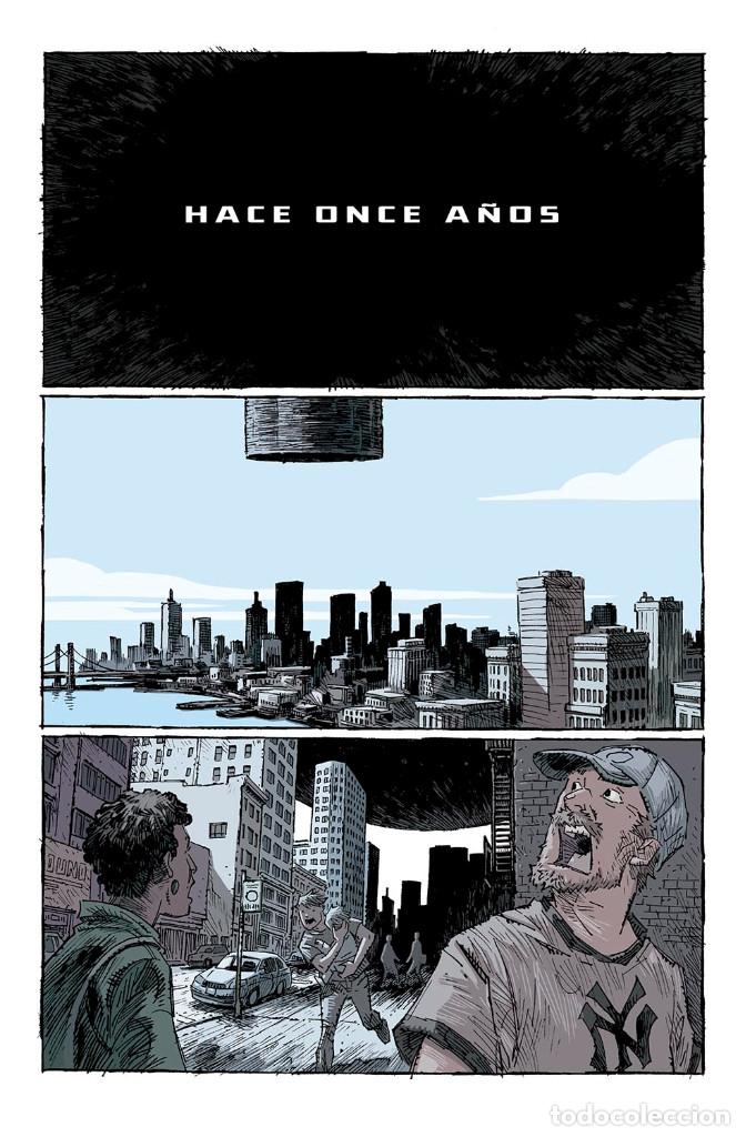 C&oacute;mics: C&oacute;mics. TREES 2. DOS BOSQUES - Warren Ellis/Jason Howard - Foto 4