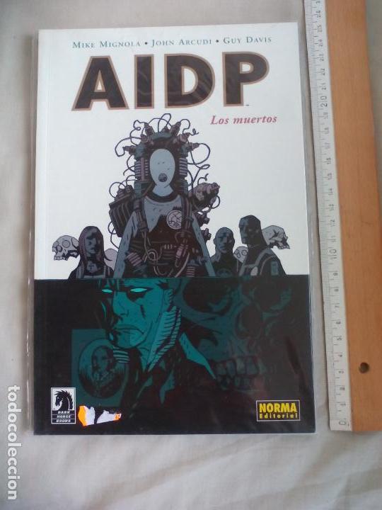 C&oacute;mics: AIDP. LOS MUERTOS. MIKE MIGNOLA JOHN ARCUDI, GUY DAVIS. NORMA EDITORIAL. COMIC - Foto 1