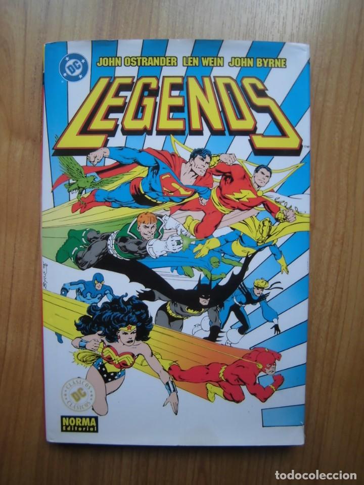 C&oacute;mics: LEGENDS NORMA EDITORIAL DC OSTRANDER WEIN BYRNE - Foto 1