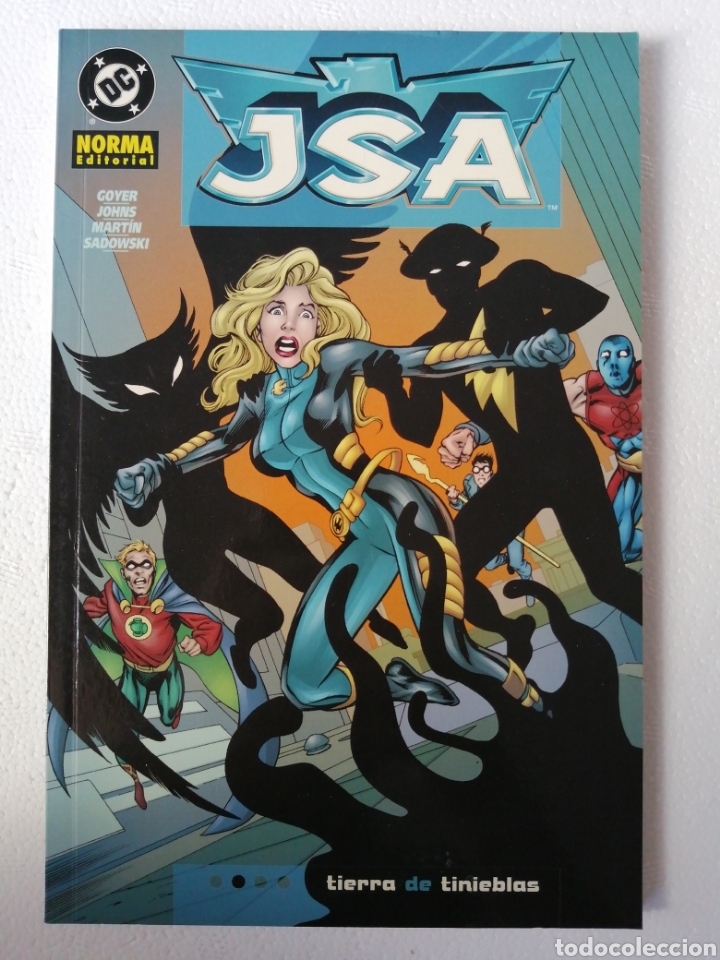 C&oacute;mics: JSA TIERRA DE TINIEBLAS - Foto 1