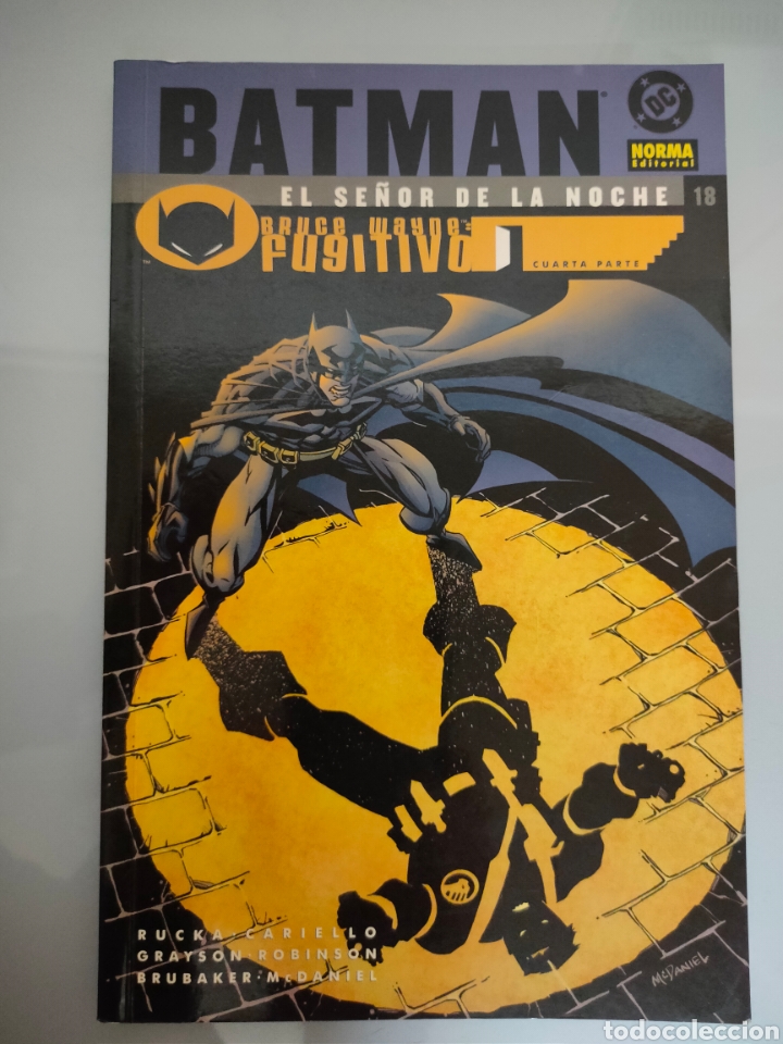 C&oacute;mics: COMIC BATMAN EL SE&Ntilde;OR DE LA NOCHE 18 NORMA DC - Foto 1