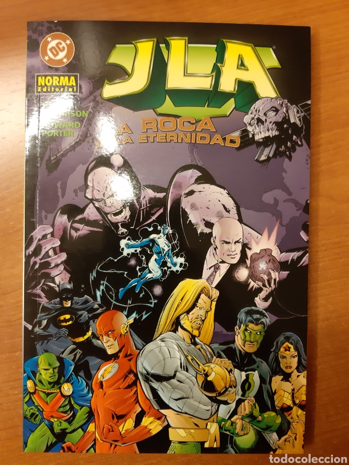C&oacute;mics: JLA La roca de la eternidad Grant Morrison Howard Porter - Foto 1