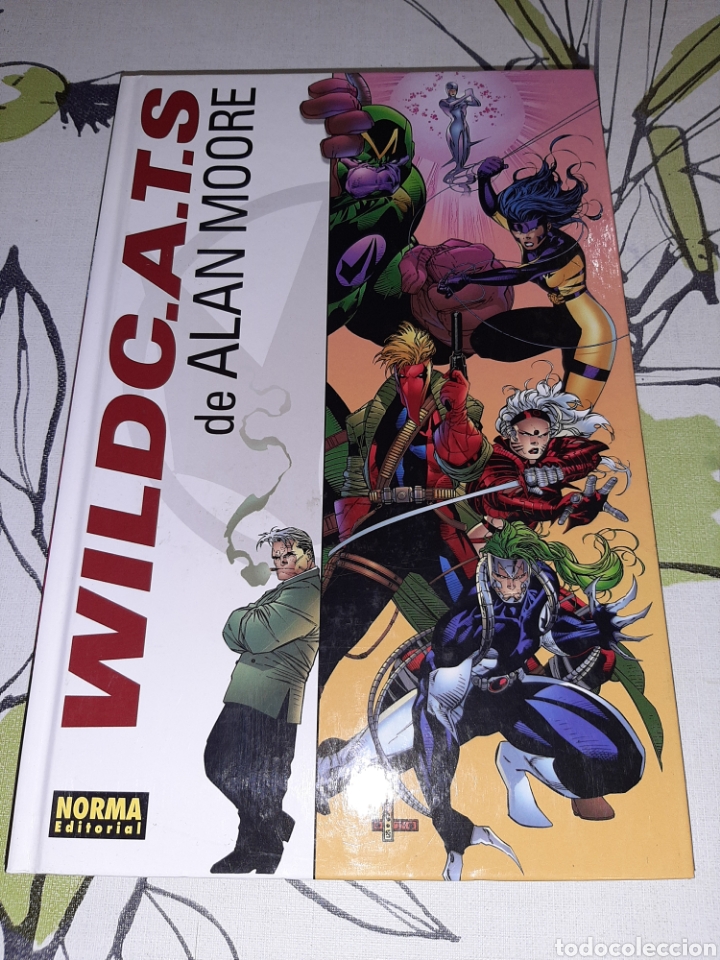 C&oacute;mics: Wildc.A.T.S. de Alan Moore, tapa dura, Norma - Foto 1