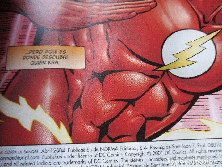 C&oacute;mics: DC / FLASH &middot; QUE CORRA LA SANGRE de GEOFF JOHNS / NORMA - Foto 4