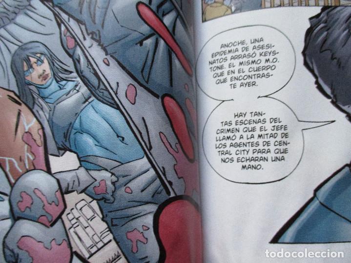 C&oacute;mics: DC / FLASH &middot; QUE CORRA LA SANGRE de GEOFF JOHNS / NORMA - Foto 7