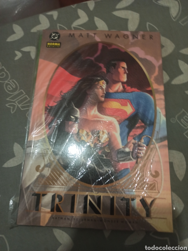 C&oacute;mics: Trinity norma Batman Superman Wonder Woman - Foto 1