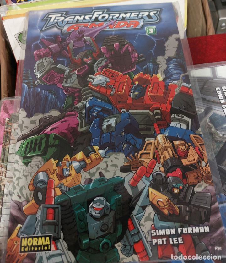 C&oacute;mics: TRANSFORMERS. ARMADA. N&Uacute;MERO 3. - Foto 1