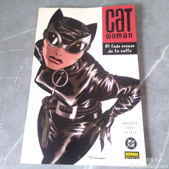 C&oacute;mics: cat woman norma editorial - Foto 1