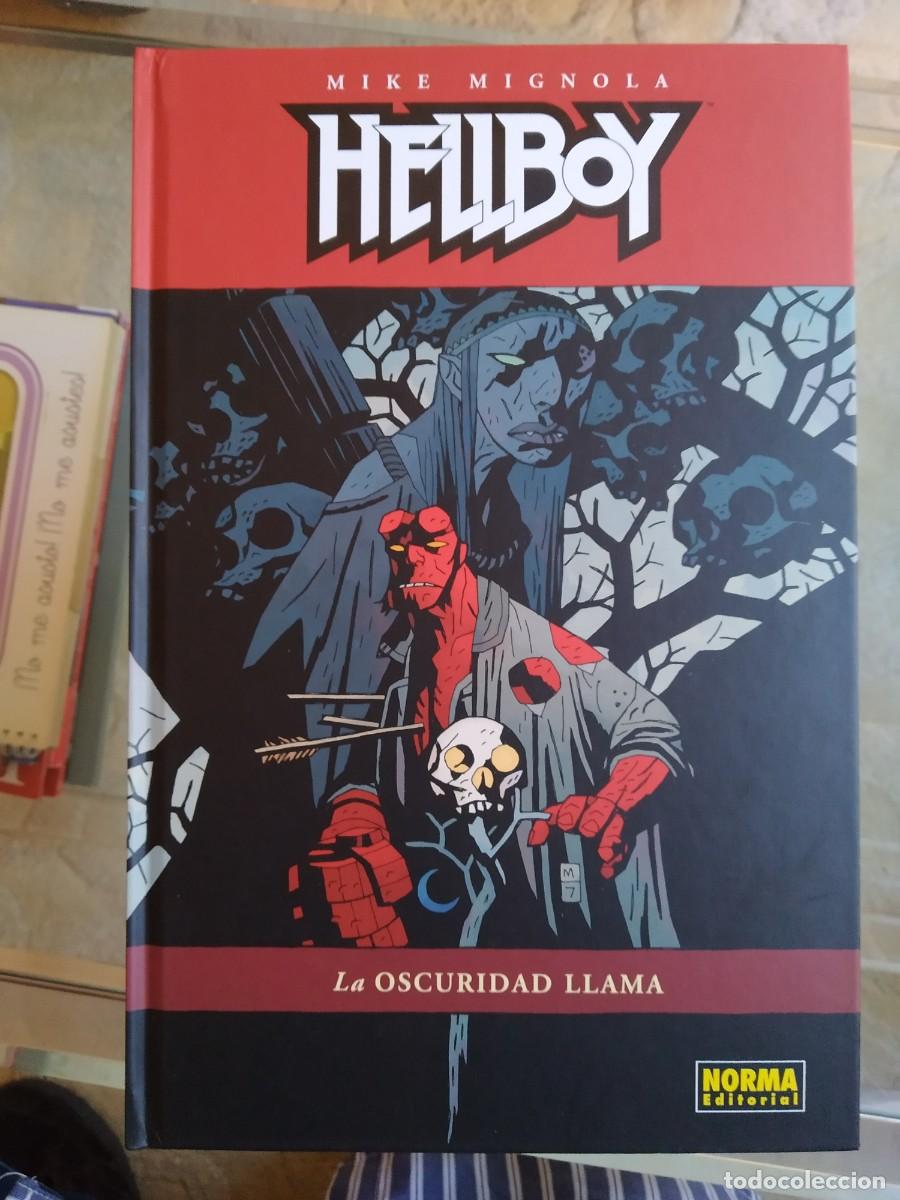 C&oacute;mics: Hellboy. La oscuridad llama - Mike Mignola - Foto 1