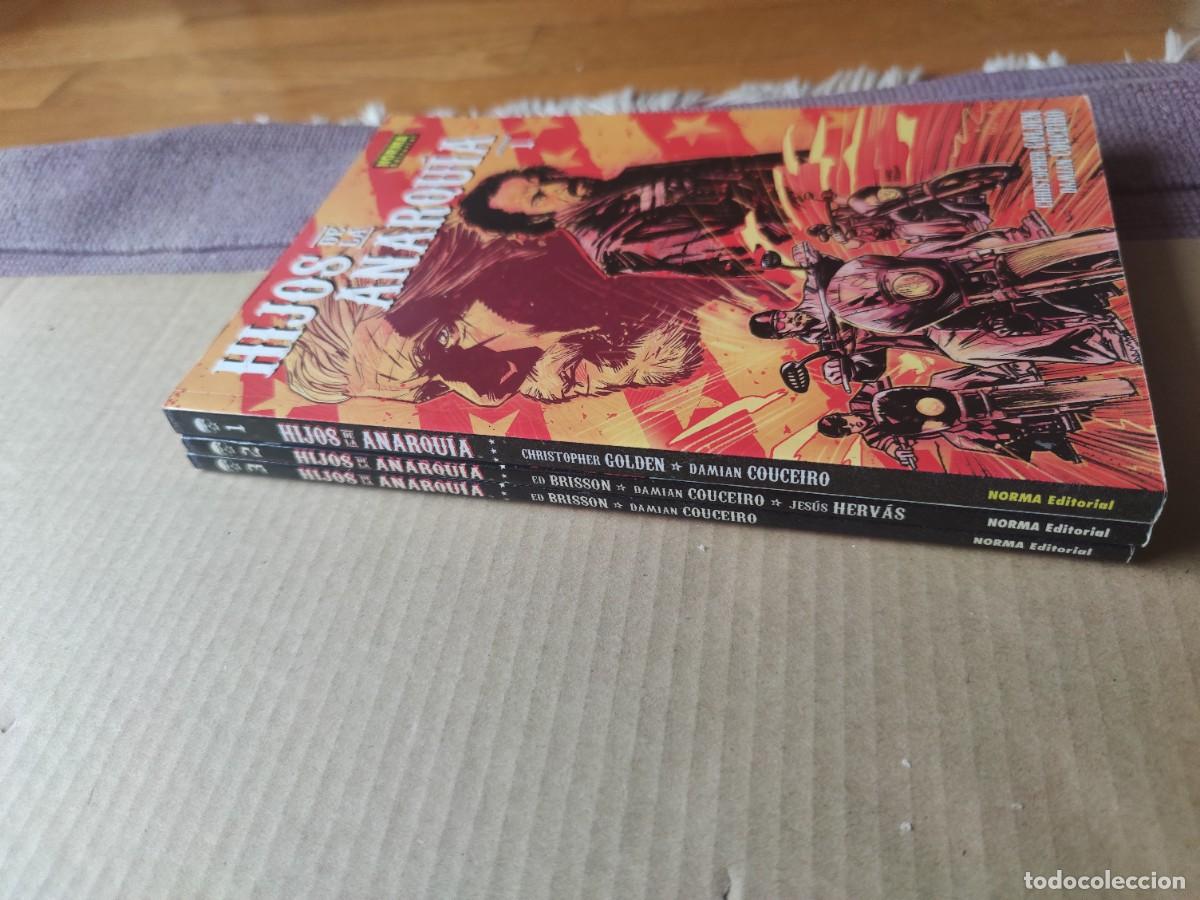C&oacute;mics: HIJOS DE LA ANARQUIA. TOMOS 1 AL 3. NORMA. DIF&Iacute;CILES. - Foto 3