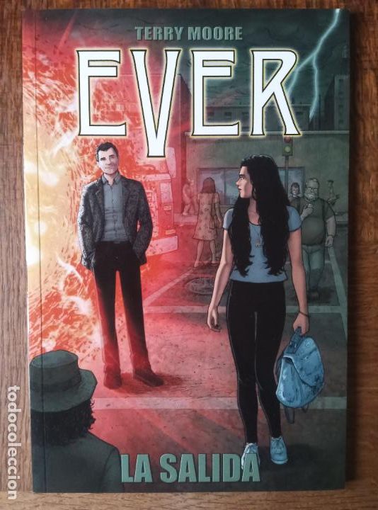 C&oacute;mics: EVER. TERRY MOORE. TOMO. NORMA EDITORIAL. - Foto 1