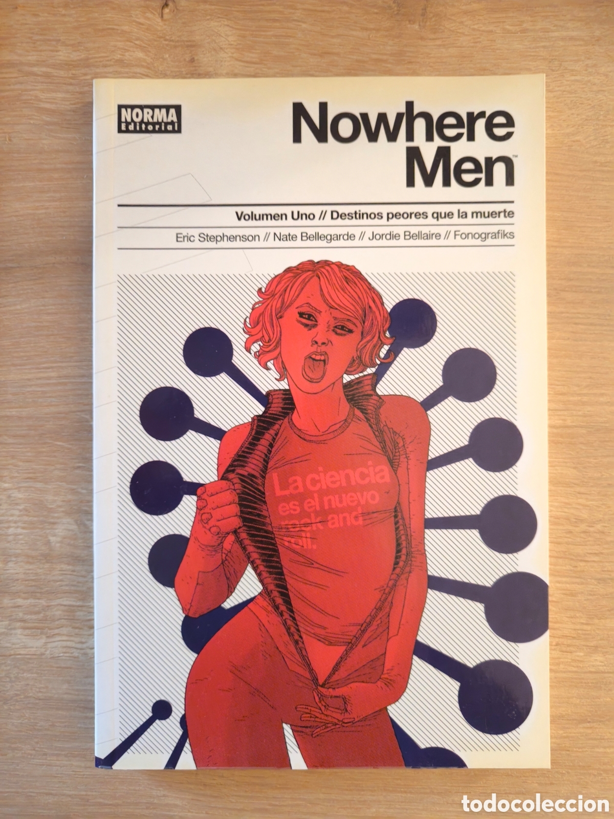 C&oacute;mics: Nowhere men. Stephenson - Foto 1