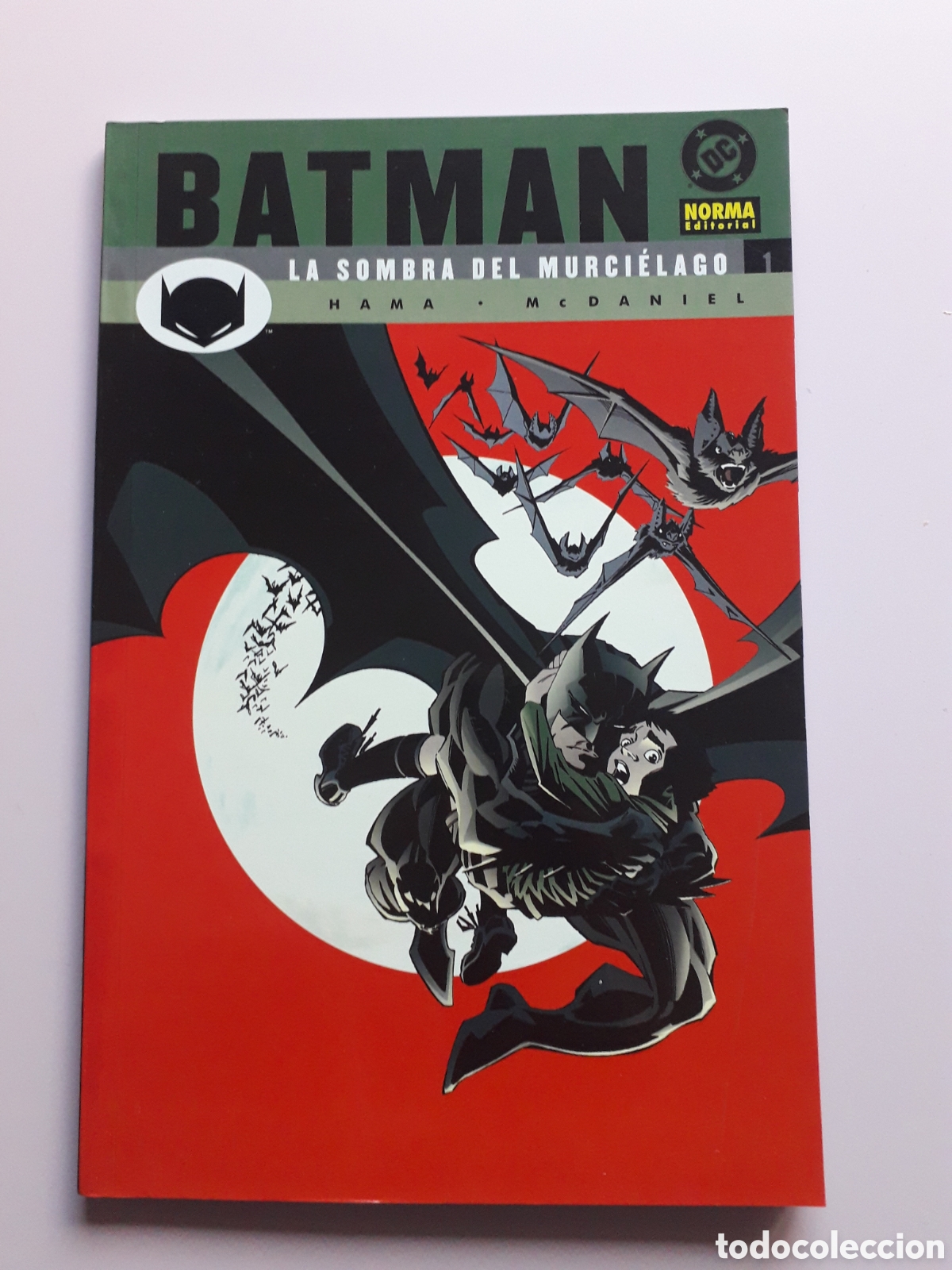 C&oacute;mics: Batman. La sombra del murci&eacute;lago. Tomo 1 - Foto 1