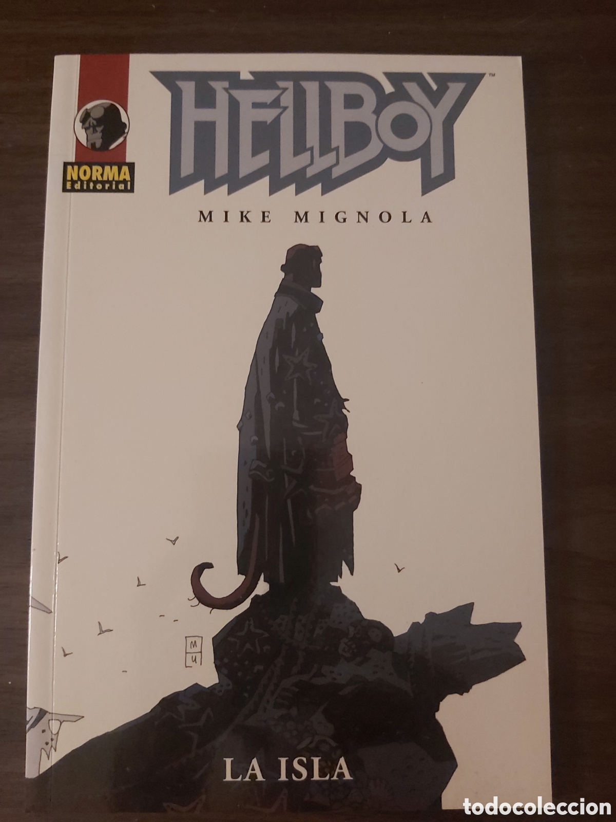C&oacute;mics: HELLBOY: LA ISLA. MIKE MIGNOLA. NORMA EDITORIAL, 2006. - Foto 1