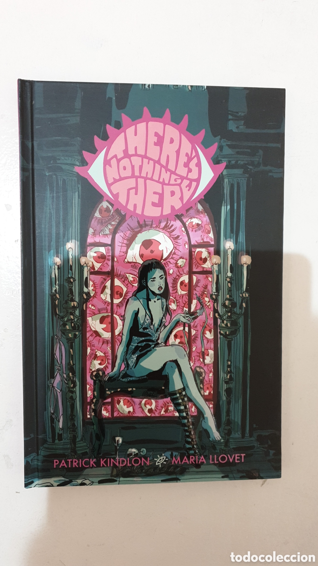 C&oacute;mics: Theres nothing there, Kindlon/Llovet - Foto 1