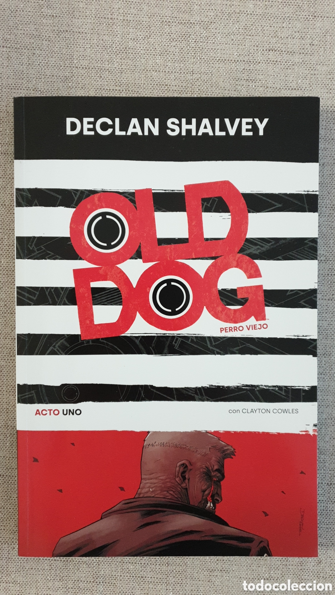 C&oacute;mics: Old dog, Declan Shalvey - Foto 1