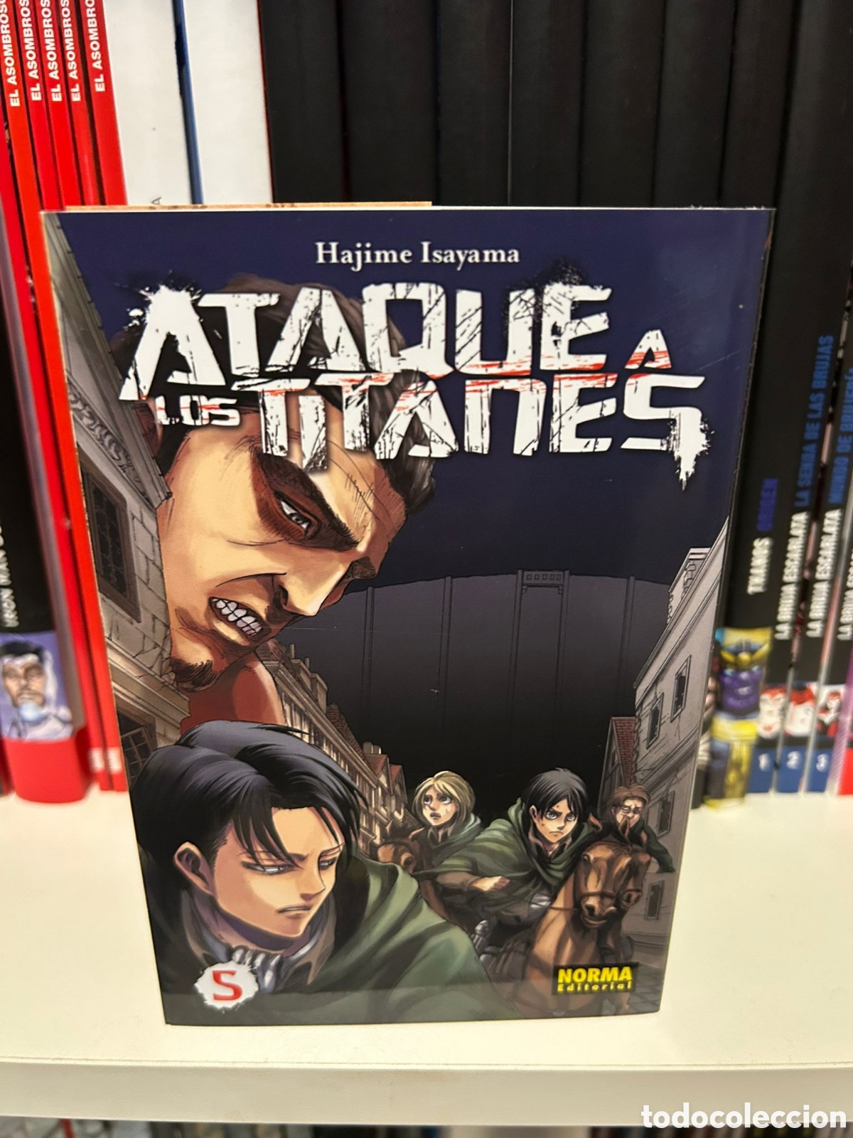 C&oacute;mics: ATAQUE A LOS TITANES (TAPA BLANDA-NUEVO) - Foto 1