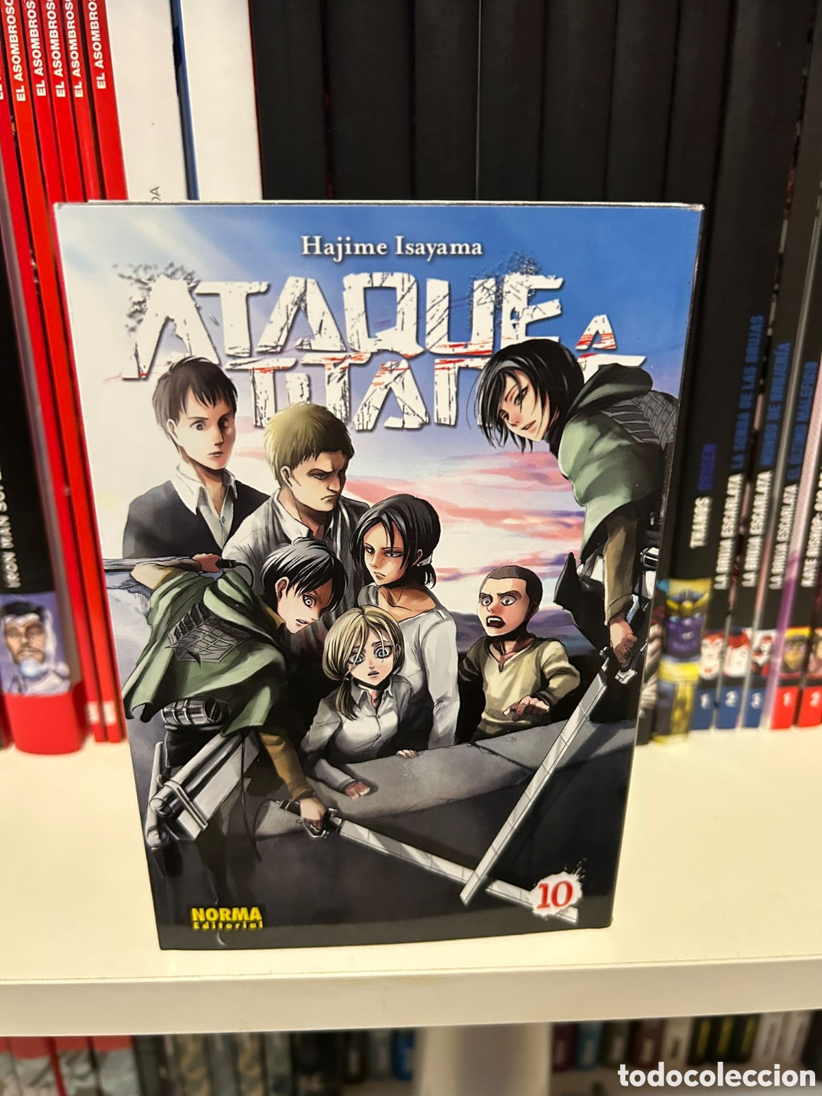 C&oacute;mics: ATAQUE A LOS TITANES (TAPA BLANDA-NUEVO) - Foto 1
