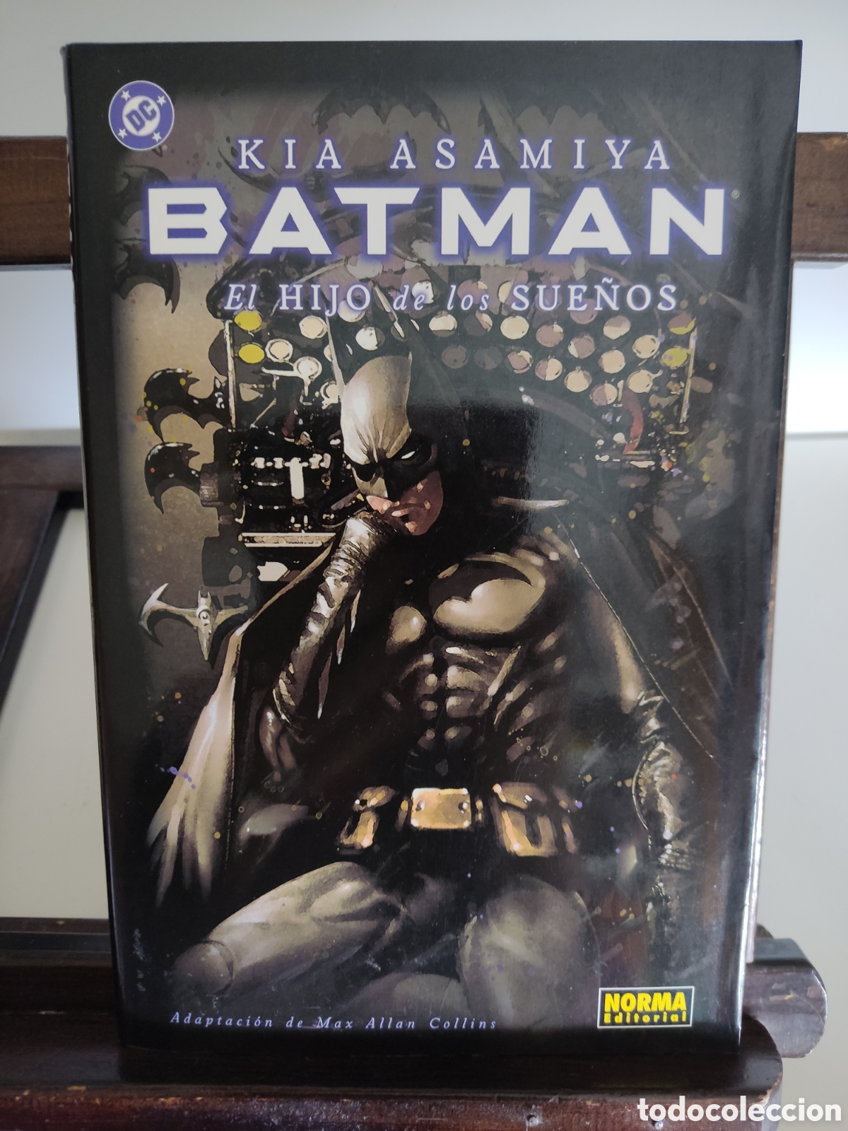 C&oacute;mics: Batman. El hijo de los sue&ntilde;os/ Kia Asamiya/ Norma, 2004 - Foto 1