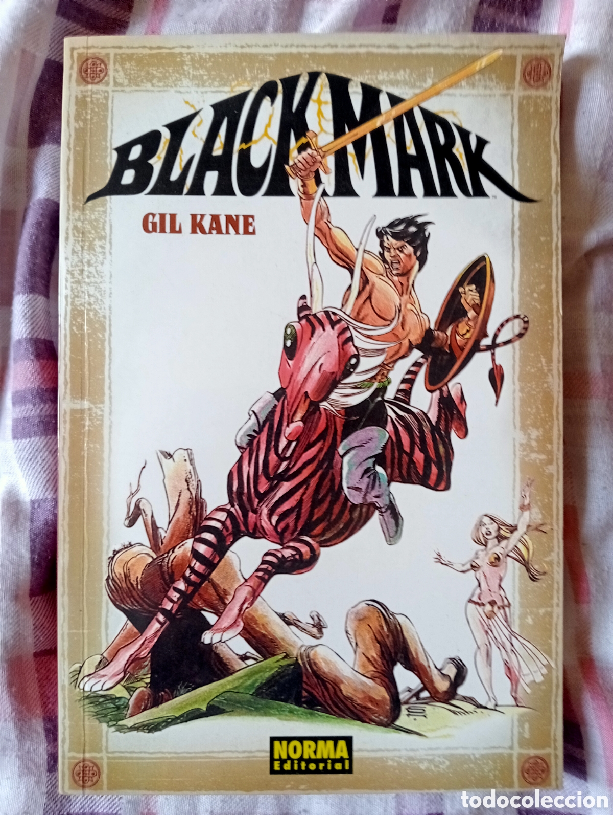C&oacute;mics: BLACKMARK DE GIL KANE NORMA - Foto 1
