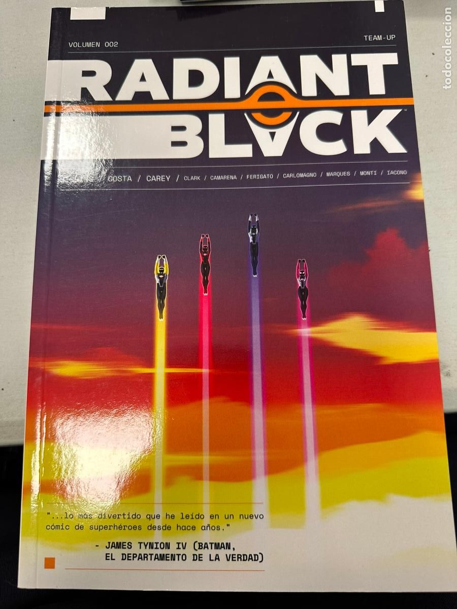 C&oacute;mics: RADIANT BLACK 2 TEAM UP - KYLE HIGGINS/MARCELO COSTA - Foto 1