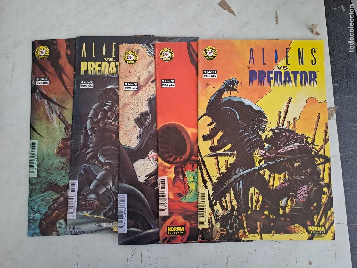 C&oacute;mics: Aliens vs. Predator, completa 5 n&uacute;meros, Norma en muy buen estado - Foto 1