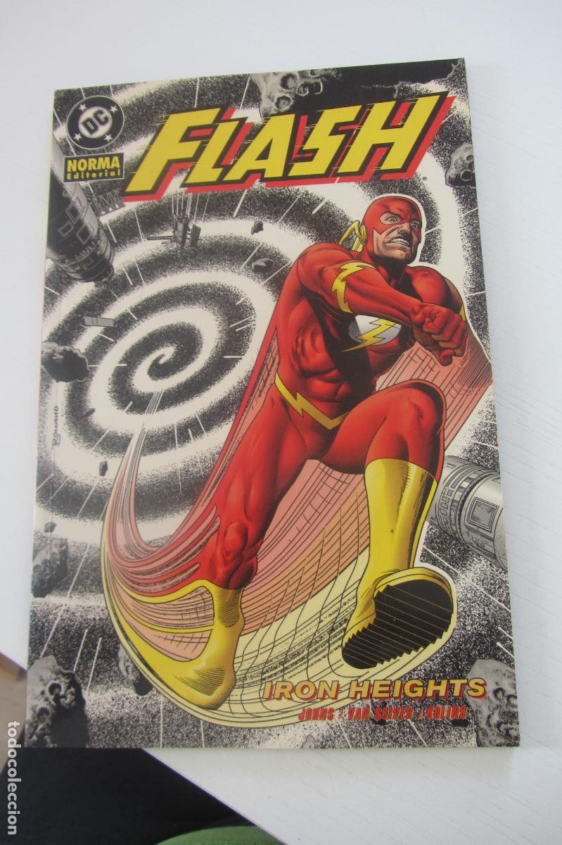 C&oacute;mics: FLASH : IRON HEIGHTS DC COMICS - NORMA TAPA BLANDA ARX54 - Foto 1
