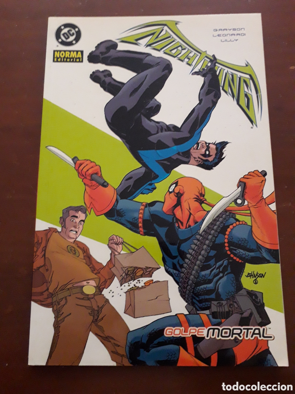 C&oacute;mics: NIGHTWING. GOLPE MORTAL. TOMO EN EXCELENTE ESTADO - Foto 1