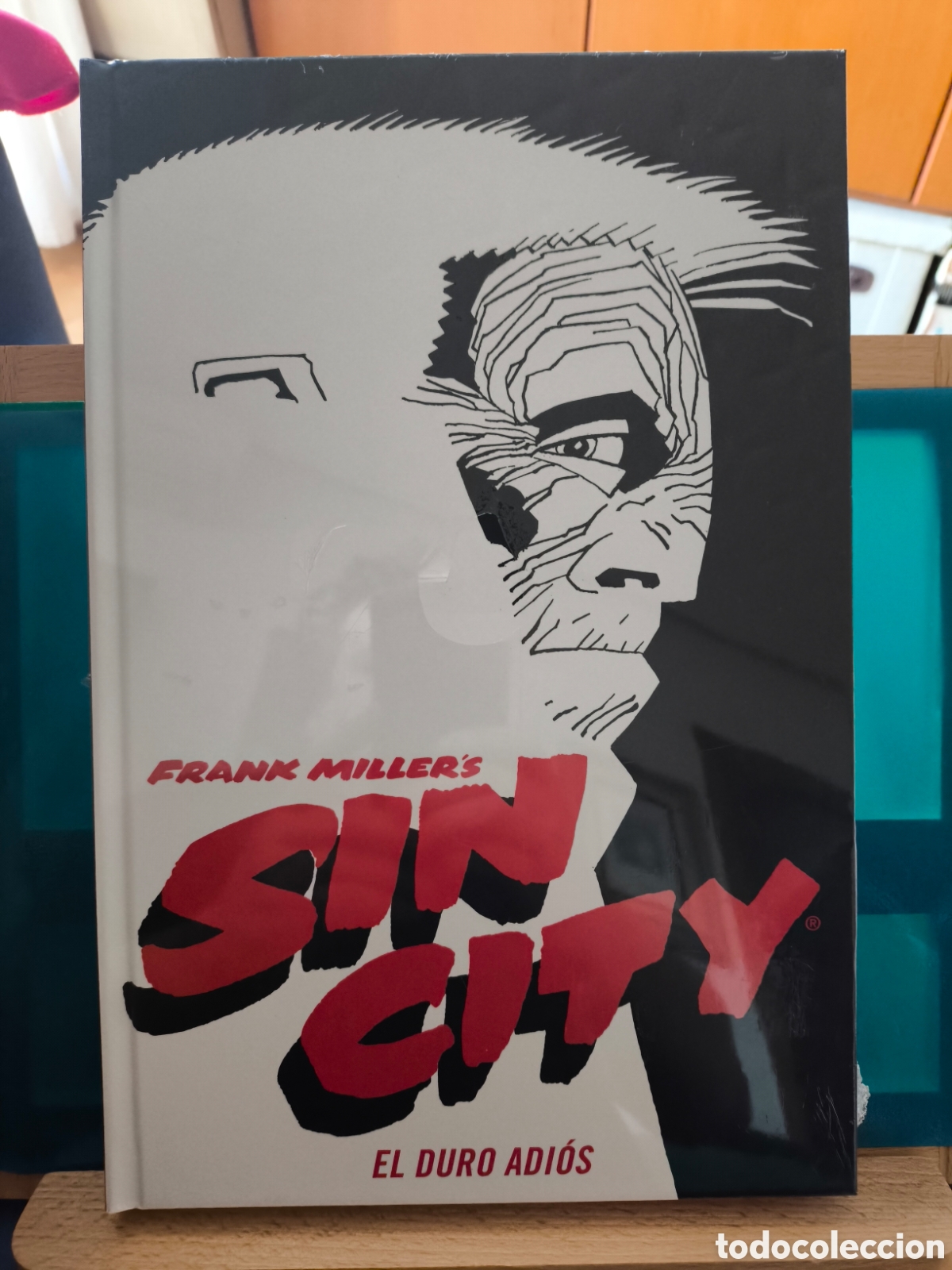 C&oacute;mics: FRANK MILLER 'S SIN CITY EL DURO ADI&Oacute;S EDICI&Oacute;N DE LUJO NORMA EDITORIAL